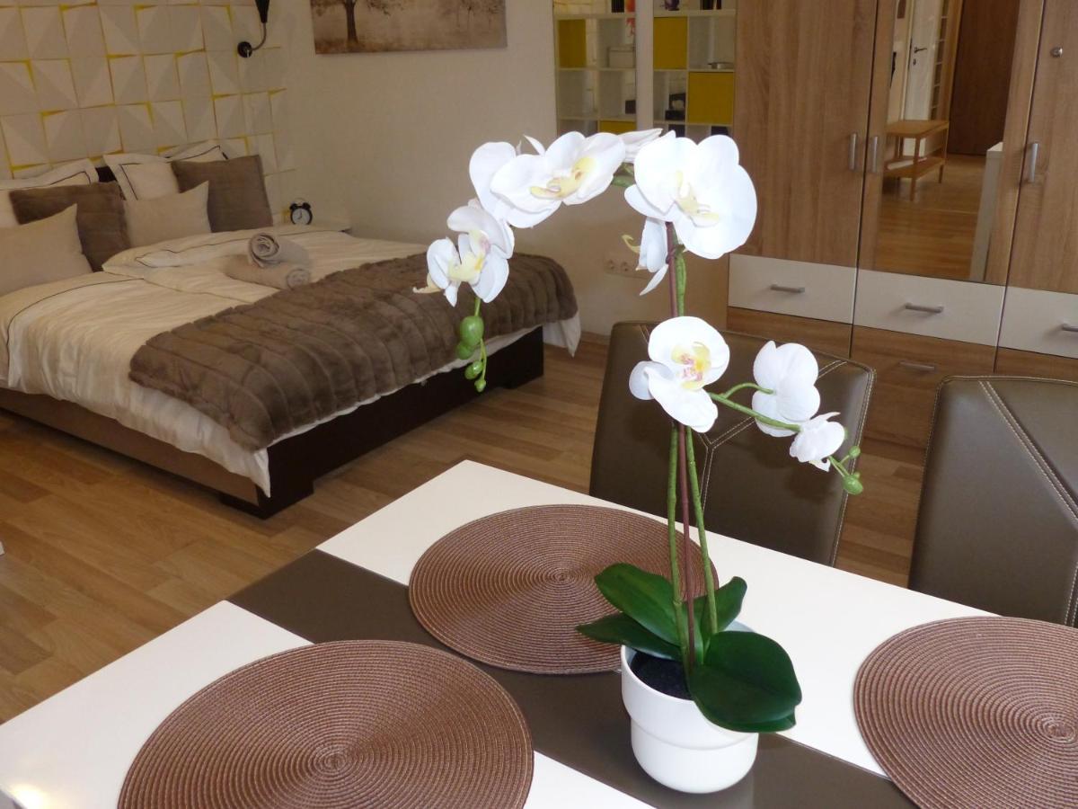 Apartment Avanti Будапеща Екстериор снимка